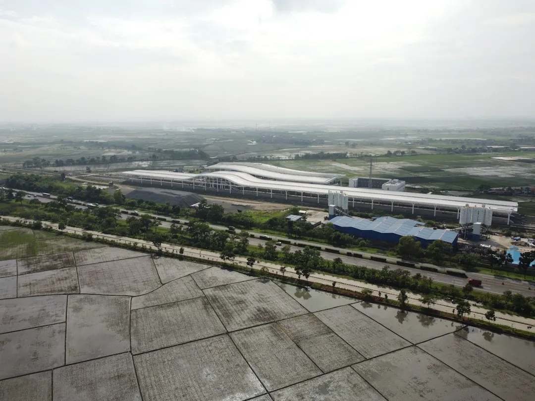 FR4覆铜板与高频板在射频电路中的性能对比与选型建议