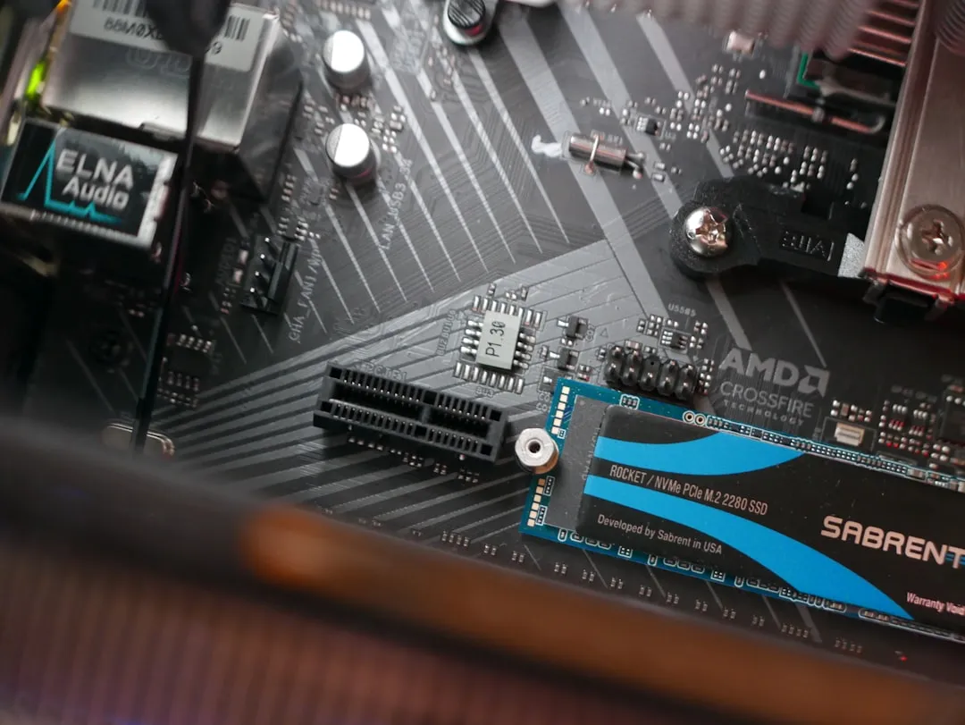 FR4覆铜板与高频板材料特性对比：PCB选型中的信号传输性能考量正文配图 1