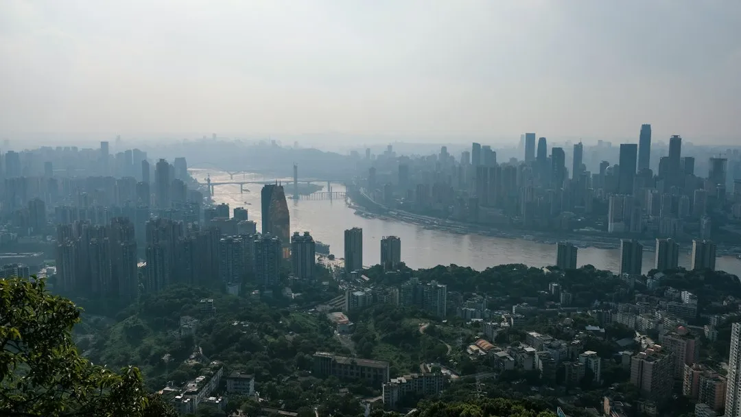 高频板与FR4覆铜板性能对比及选型建议